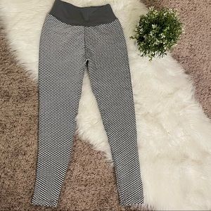 NWOT Honey Comb Leggings